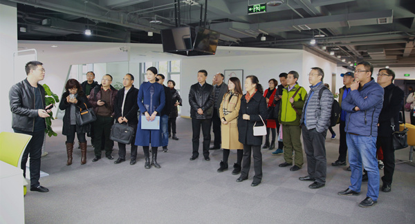 英国上市公司365